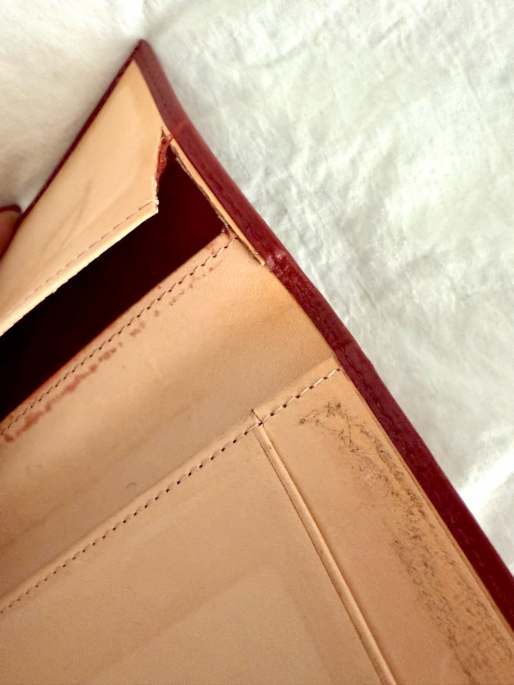 👑✅PRICE FIRM✅ COACH burgundy check book cover and mini picture frame key fob set - Picture 14 of 17